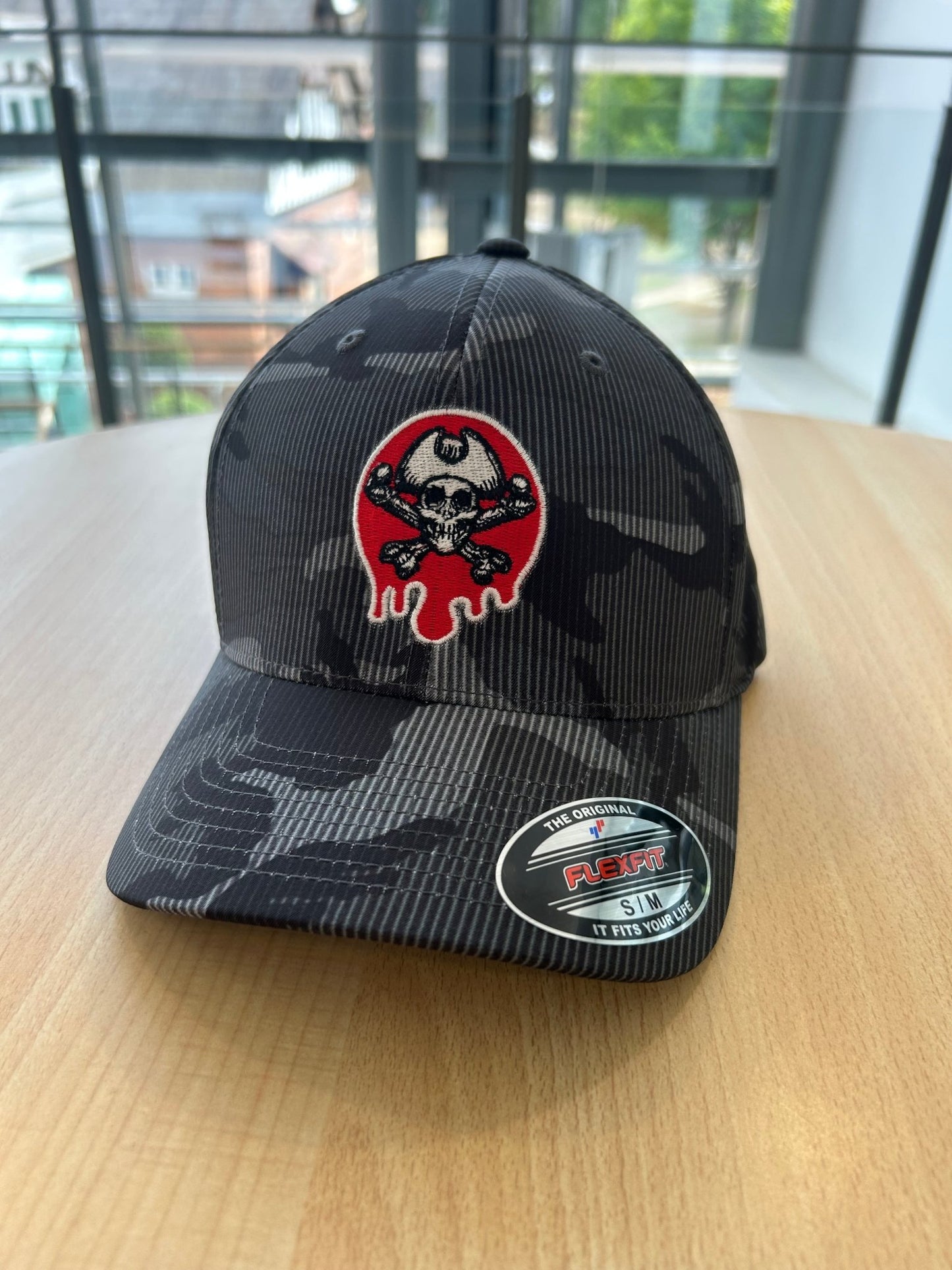 Bocam dark camo dripping logo skull & crossbones Flexfit cap - Bocam Gallery
