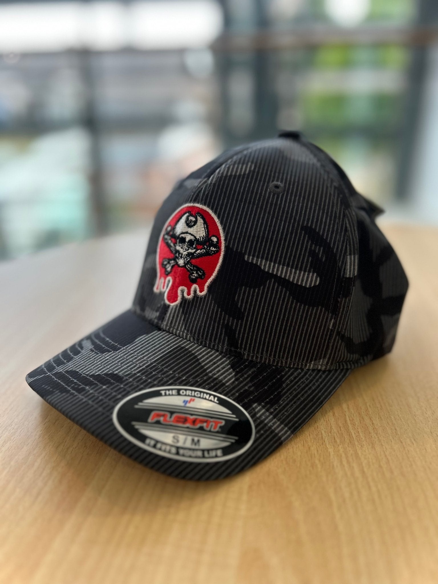 Bocam dark camo dripping logo skull & crossbones Flexfit cap - Bocam Gallery