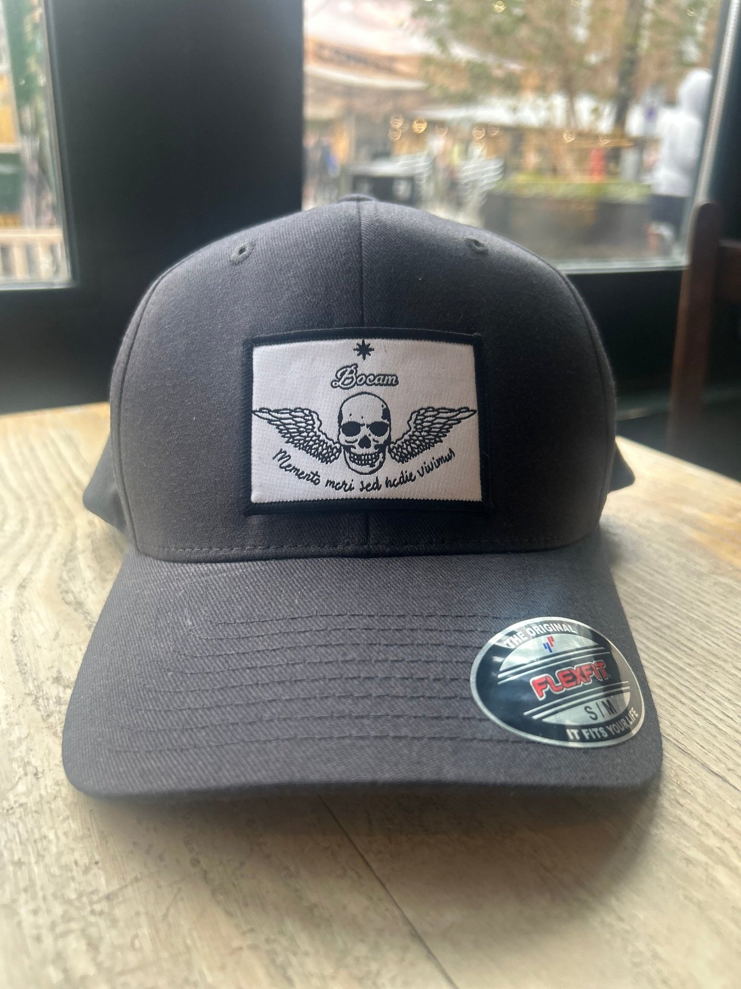 Bocam Flexfit Momento Mori Sed Hodie Vivimus baseball cap - Bocam Gallery